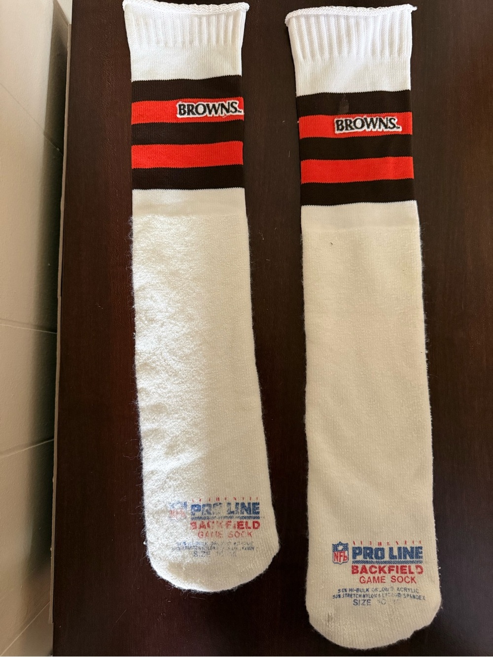 Used, Men’s Cleveland Browns NFL Socks Knee High